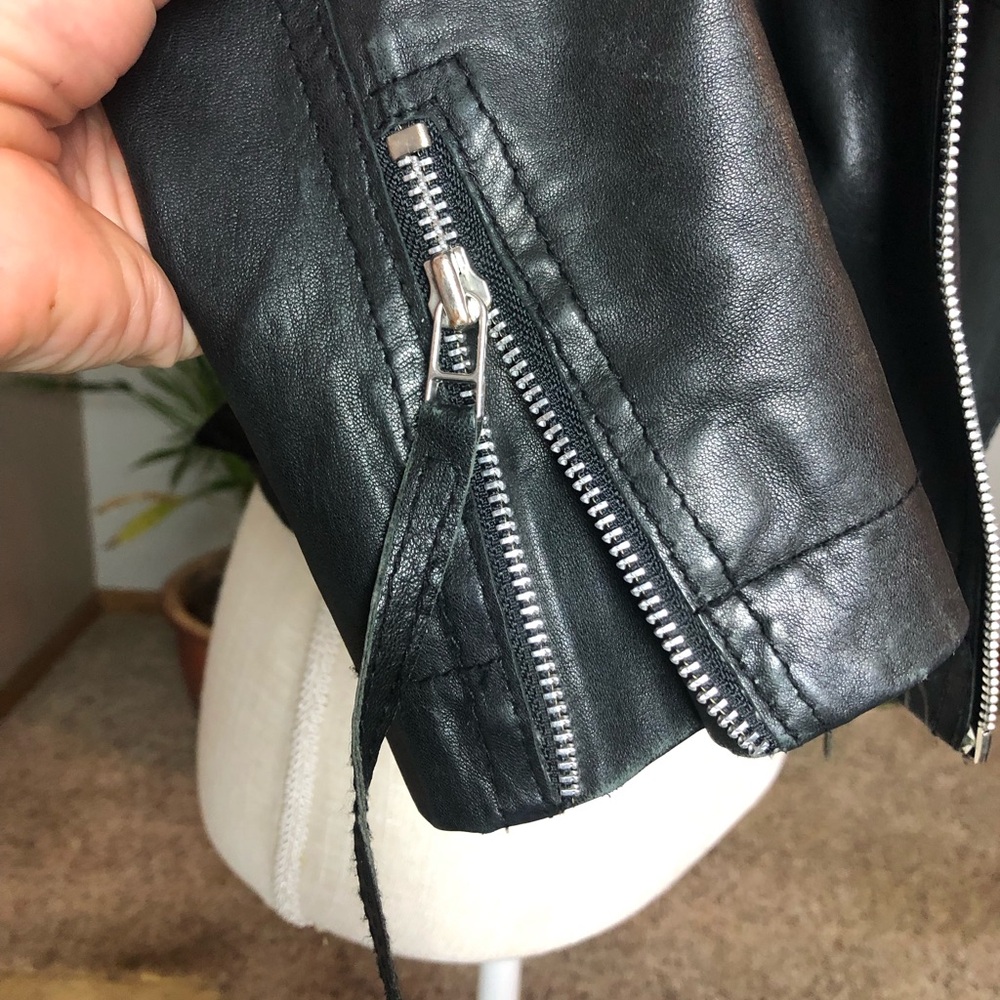 TOPSHOP Leather Jacket. Size XS - Picture 5 of 11